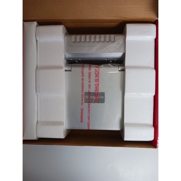 Sungale Portable DVD CD Mp3 Player PD701 Remote Control AC DC AV Cable NOS - Picture 8 of 10